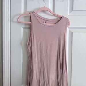 Willow & Clay Blush Scoop Neck Tank